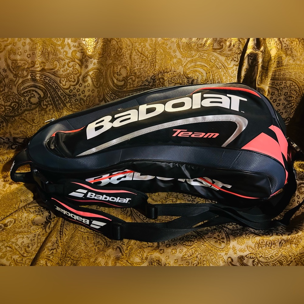 BABOLAT TEAM Black and Red Racquet Bag